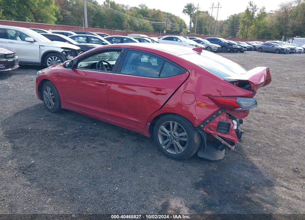 2018 HYUNDAI ELANTRA SEL VIN: 5NPD84LF5JH318198