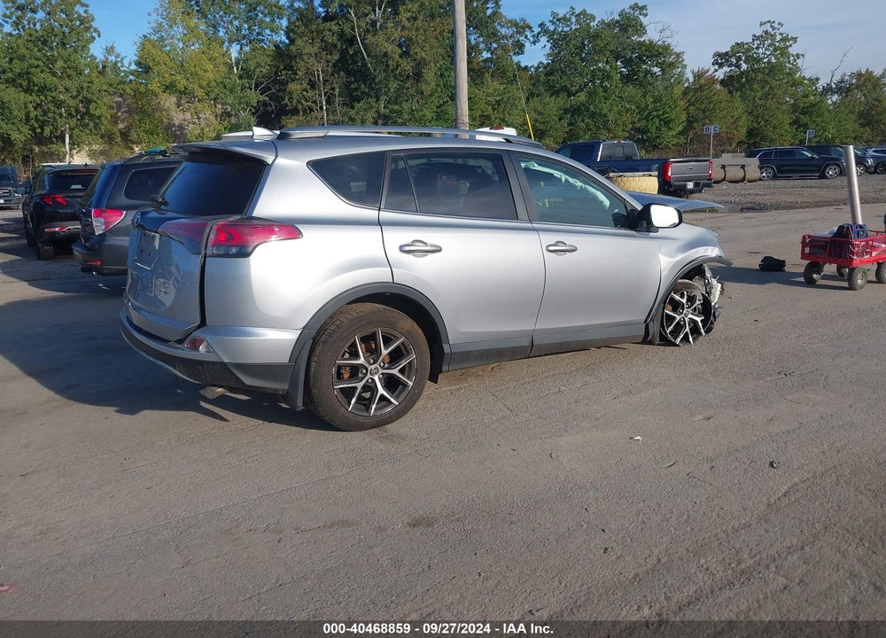 2017 TOYOTA RAV4 SE VIN: 2T3JFREV7HW627099