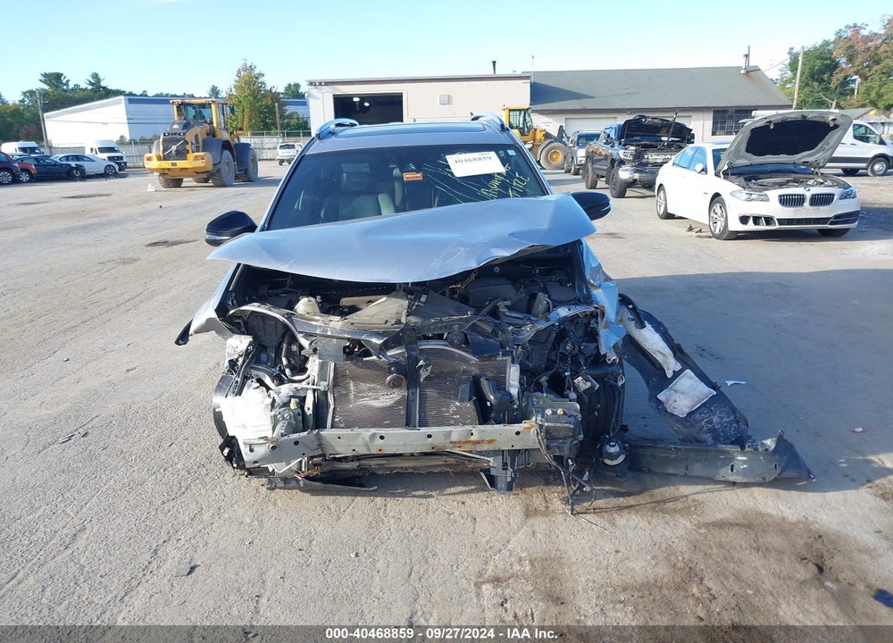 2017 TOYOTA RAV4 SE VIN: 2T3JFREV7HW627099