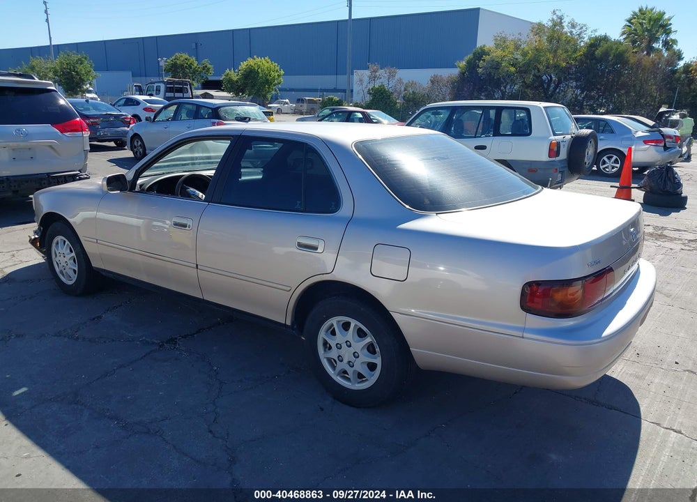 1996 TOYOTA CAMRY DX/LE/XLE VIN: 4T1BG12K7TU751937
