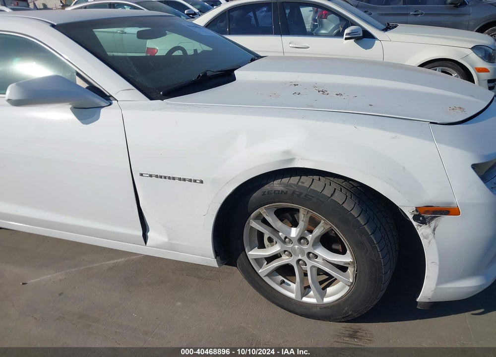 2015 CHEVROLET CAMARO 2LS VIN: 2G1FB1E37F9311851
