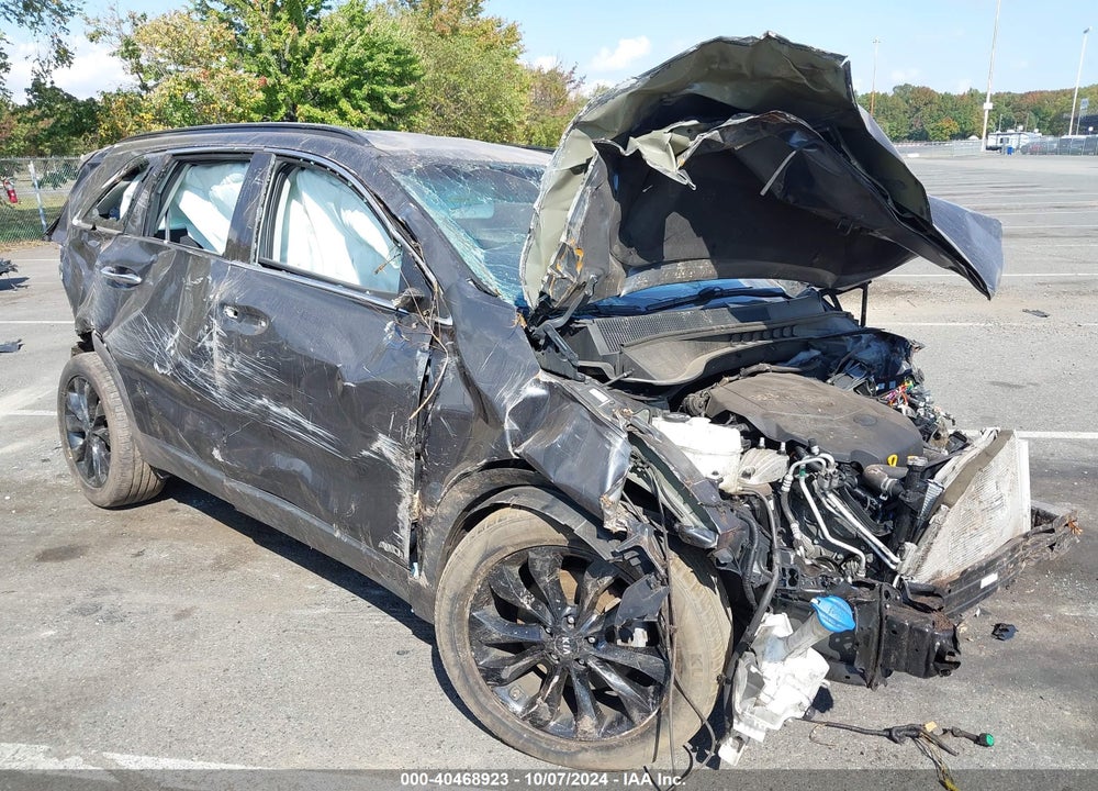 2020 KIA SORENTO 3.3L S VIN: 5XYPGDA5XLG680855
