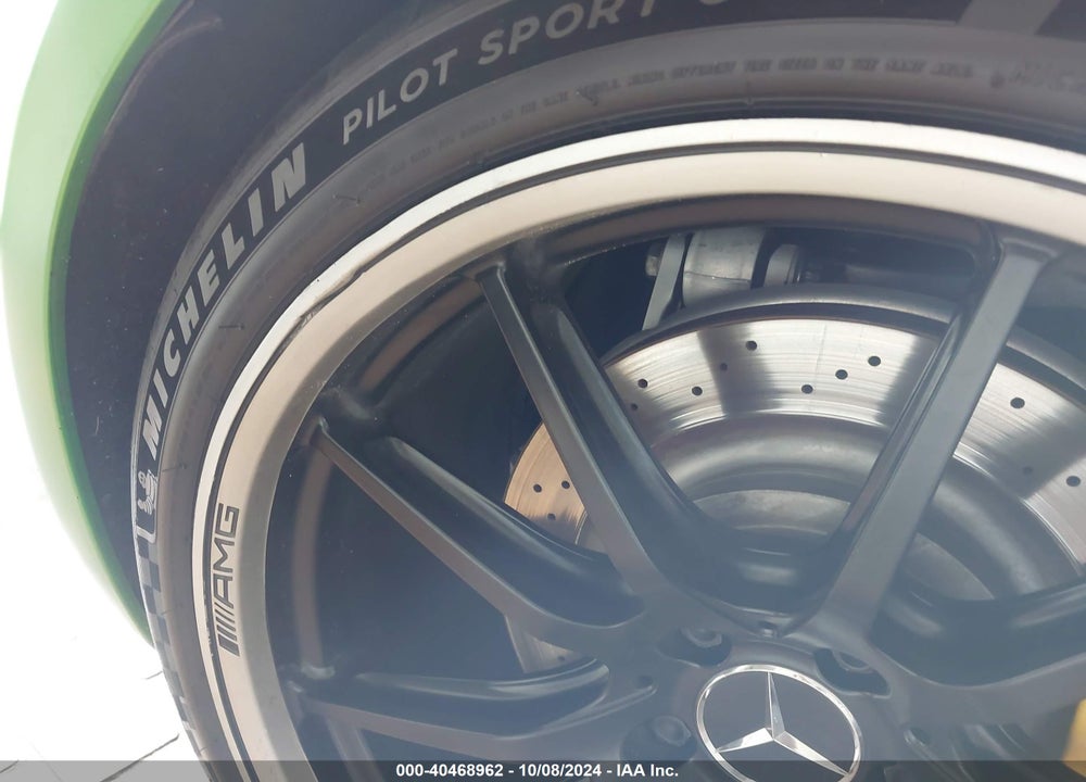 2019 MERCEDES-BENZ AMG GT R VIN: WDDYJ7KA4KA023590