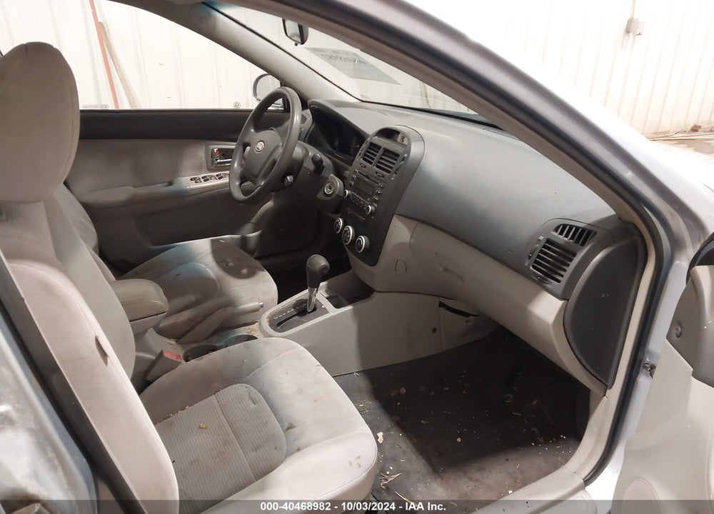 2007 KIA SPECTRA EX VIN: KNAFE121475437050