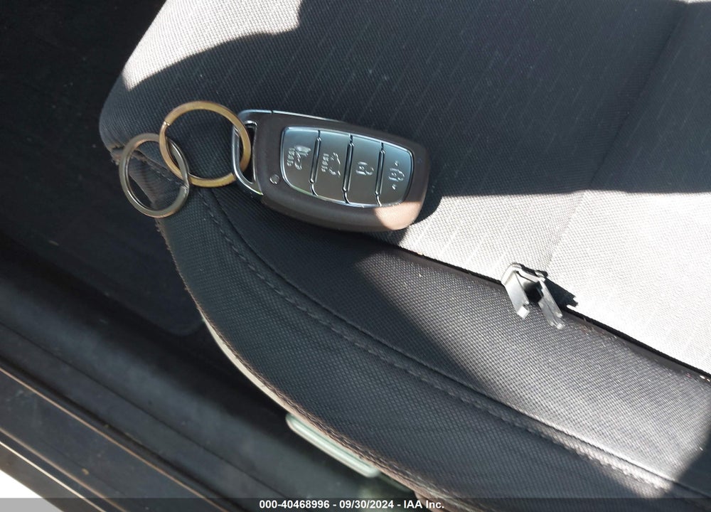 2020 HYUNDAI TUCSON VALUE VIN: KM8J33A41LU243842