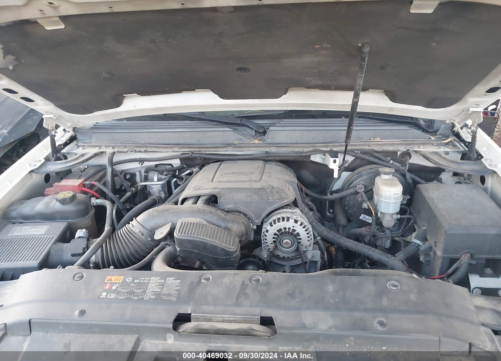 2013 CHEVROLET SUBURBAN 1500 LTZ VIN: 1GNSKKE74DR182427