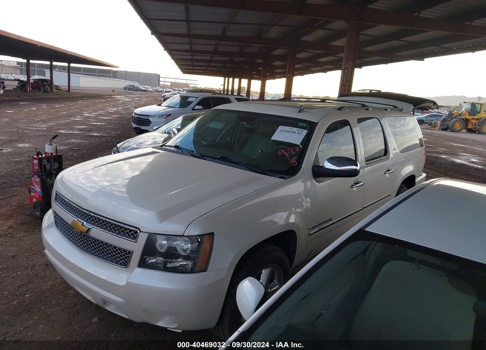 2013 CHEVROLET SUBURBAN 1500 LTZ VIN: 1GNSKKE74DR182427