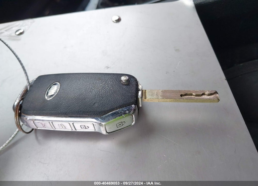 2021 KIA K5 LX VIN: 5XXG24J27MG014952
