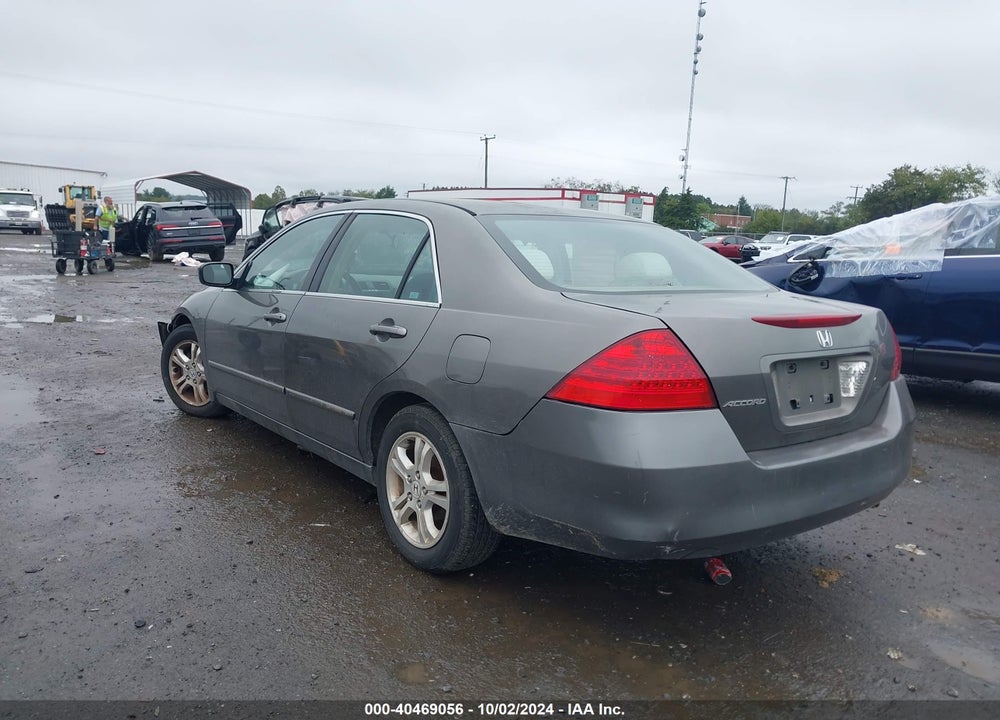 2007 HONDA ACCORD 2.4 EX VIN: 1HGCM56747A031552