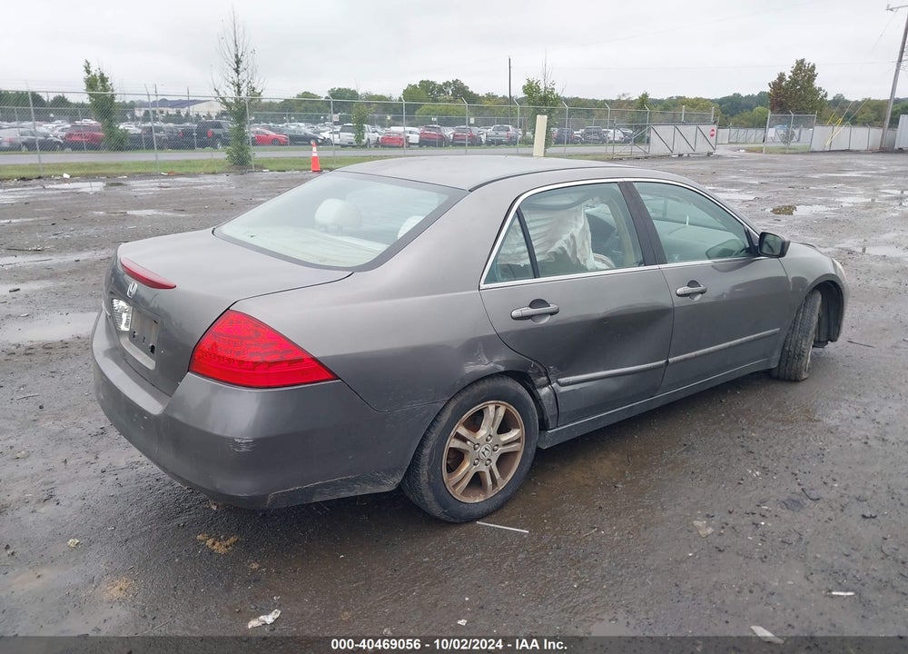 2007 HONDA ACCORD 2.4 EX VIN: 1HGCM56747A031552
