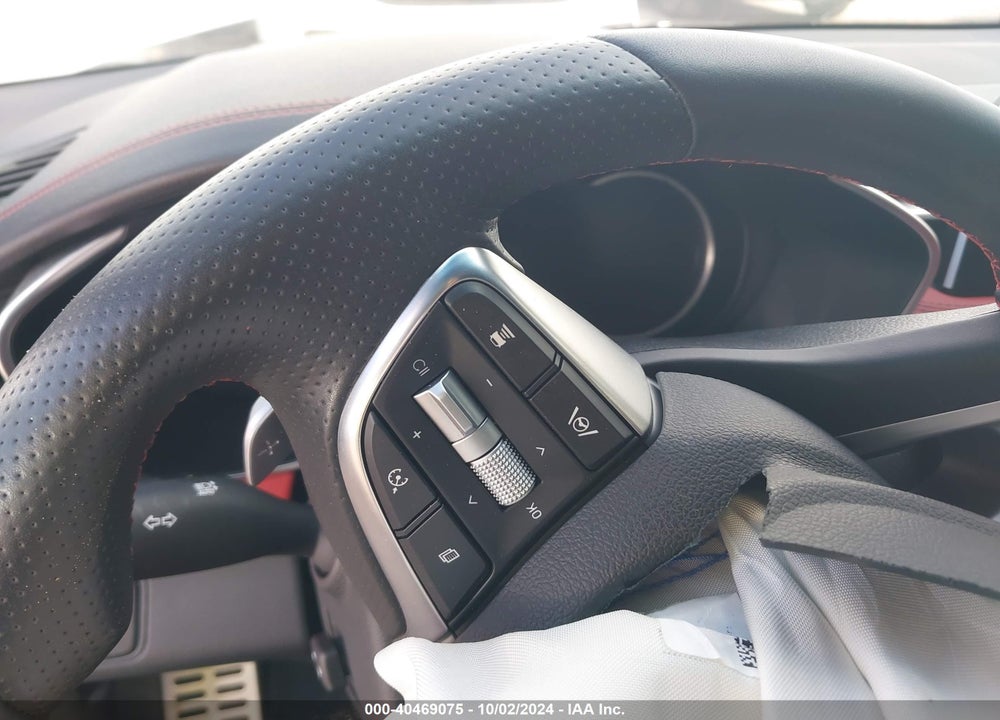2023 GENESIS G70 2.0T AWD VIN: KMTG34TA6PU111982