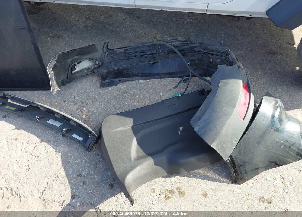 2018 FORD ESCAPE TITANIUM VIN: 1FMCU0J99JUA18162