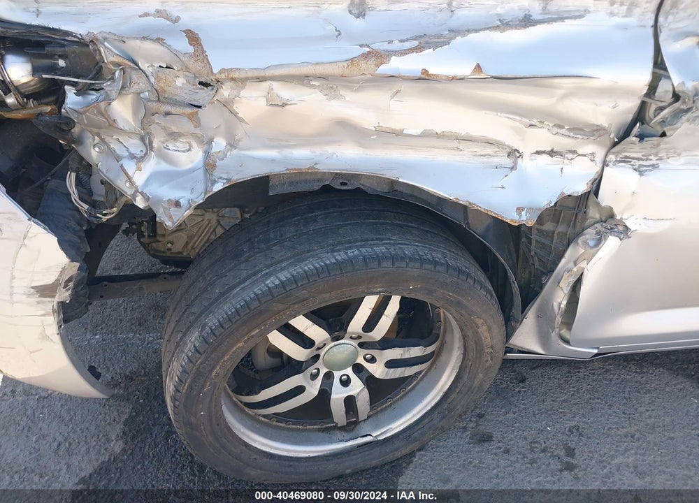 2008 SCION XB VIN: JTLKE50E681051757