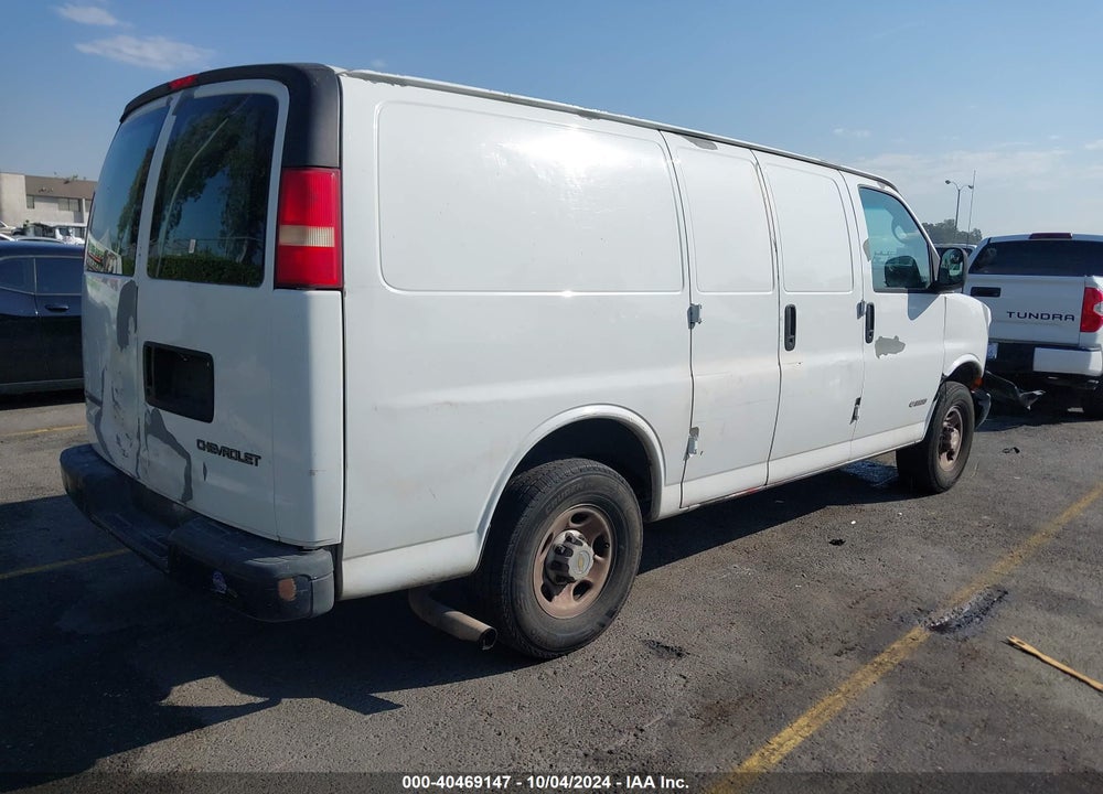 2005 CHEVROLET EXPRESS VIN: 1GCGG25V551185805