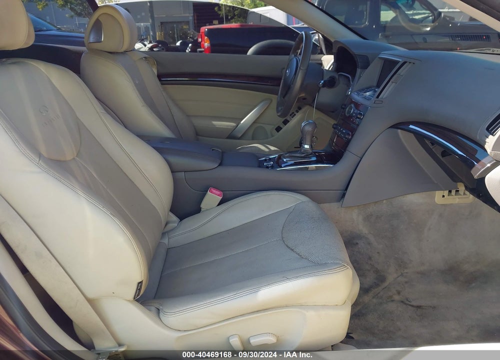 2010 INFINITI G37 VIN: JN1CV6FE2AM351560