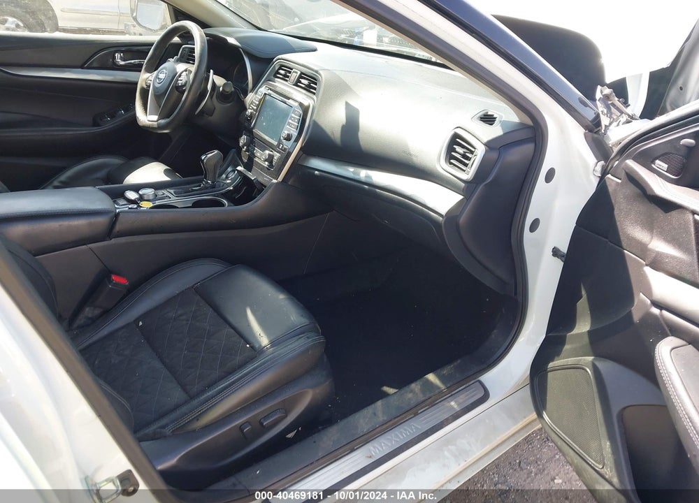 2017 NISSAN MAXIMA VIN: 1N4AA6AP0HC445614