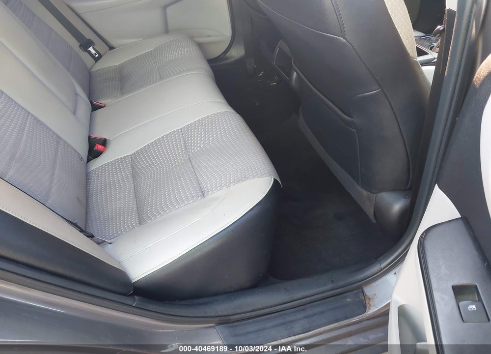 2015 TOYOTA CAMRY SE VIN: 4T1BF1FK3FU002439