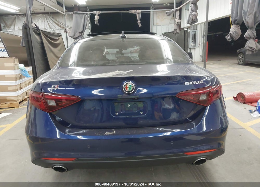 2018 ALFA ROMEO GIULIA TI LUSSO AWD VIN: ZARFAEEN0J7579286