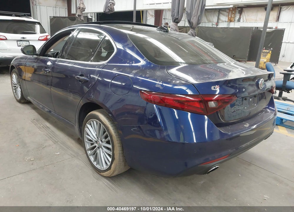 2018 ALFA ROMEO GIULIA TI LUSSO AWD VIN: ZARFAEEN0J7579286