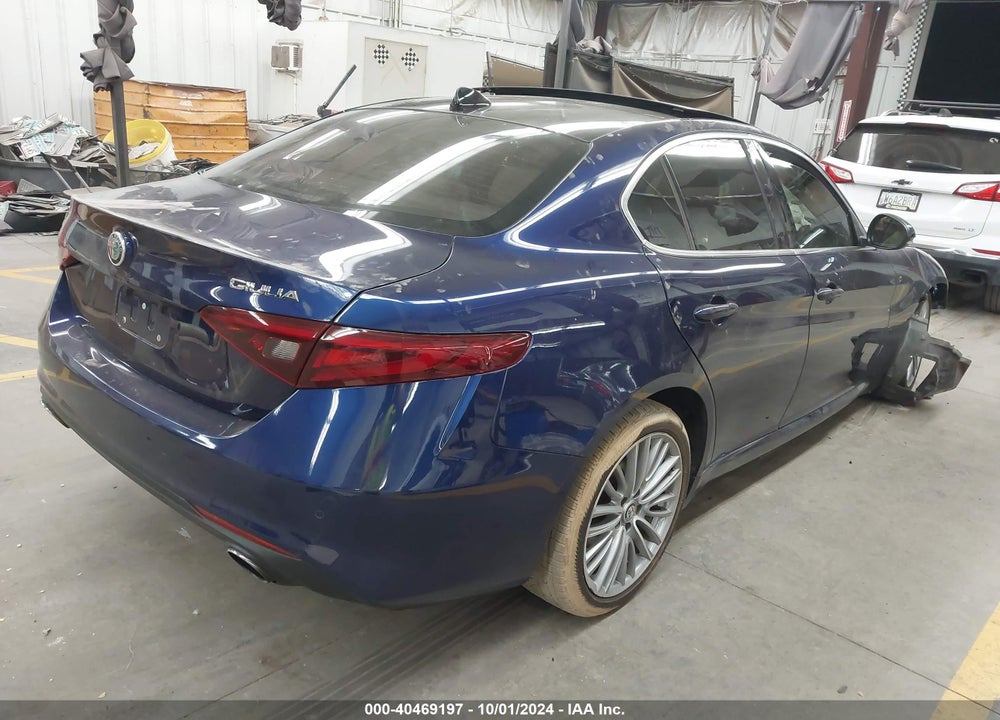 2018 ALFA ROMEO GIULIA TI LUSSO AWD VIN: ZARFAEEN0J7579286