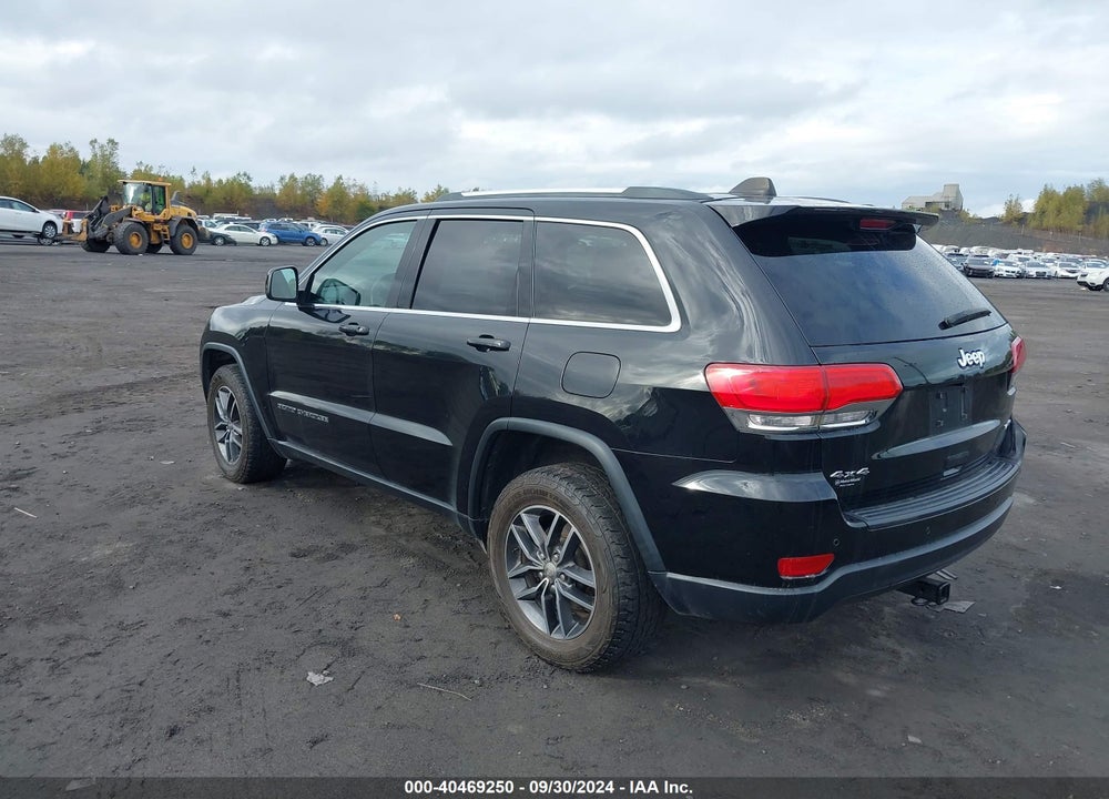 2018 JEEP GRAND CHEROKEE LAREDO E 4X4 VIN: 1C4RJFAG9JC333526
