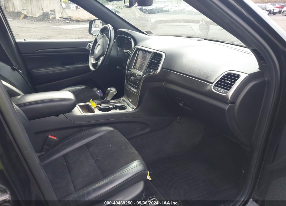 2018 JEEP GRAND CHEROKEE LAREDO E 4X4 VIN: 1C4RJFAG9JC333526