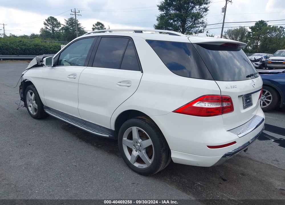 2015 MERCEDES-BENZ ML 350 VIN: 4JGDA5JB0FA517910