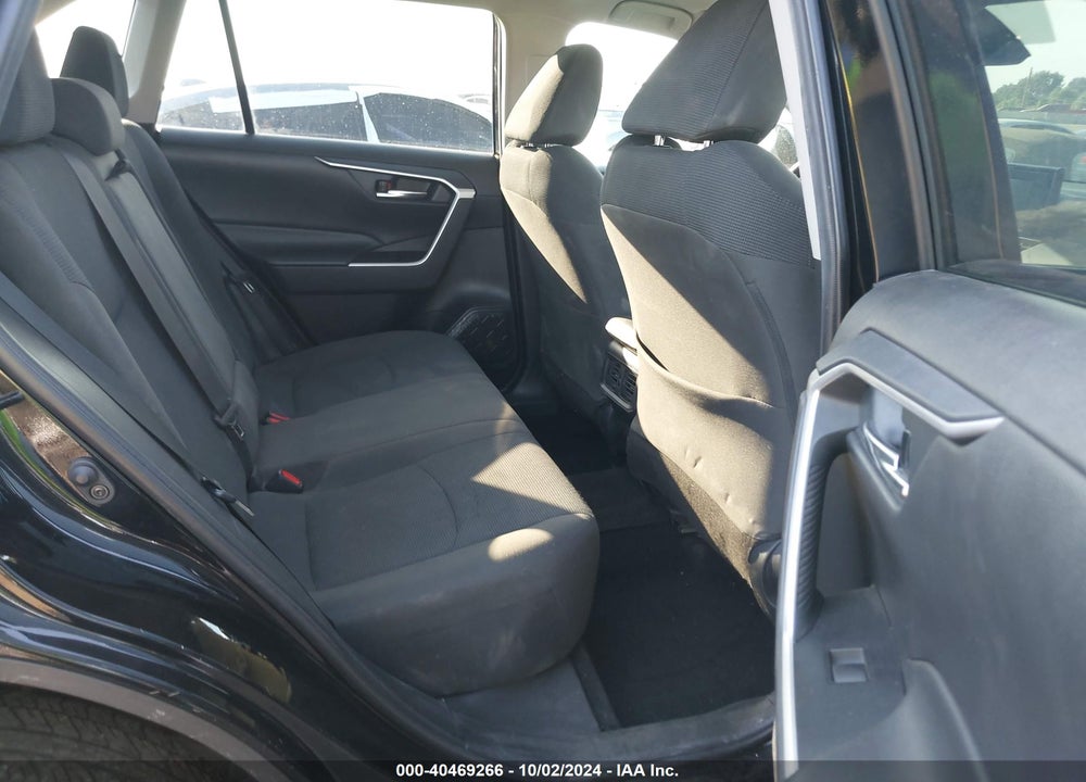 2020 TOYOTA RAV4 XLE VIN: 2T3W1RFV9LW073043