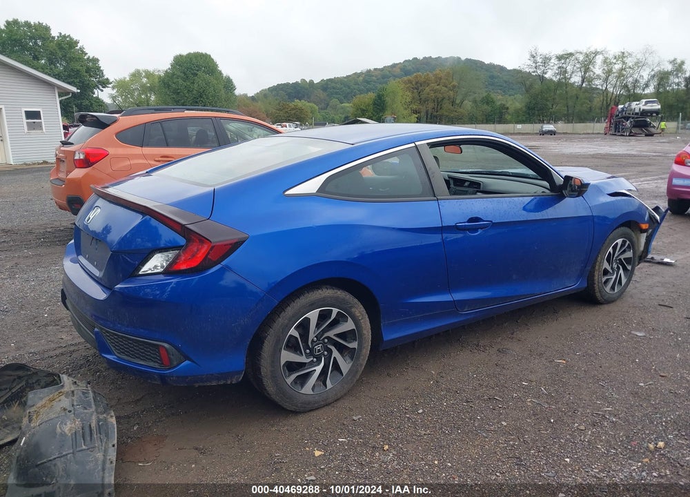 2018 HONDA CIVIC LX VIN: 2HGFC4A54JH303297