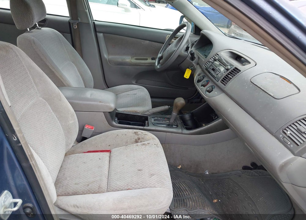 2002 TOYOTA CAMRY LE V6 VIN: 4T1BF32K22U537404