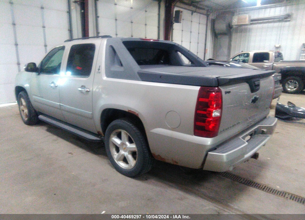 2009 CHEVROLET AVALANCHE 1500 LTZ VIN: 3GNFK32029G175949