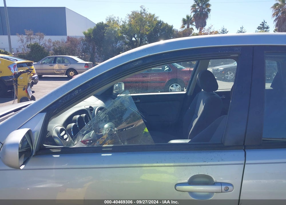 2005 TOYOTA MATRIX/XR VIN: 2T1LR30E55C428465