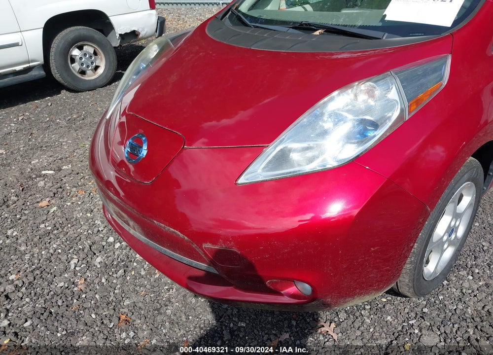 2011 NISSAN LEAF SL VIN: JN1AZ0CP5BT008148