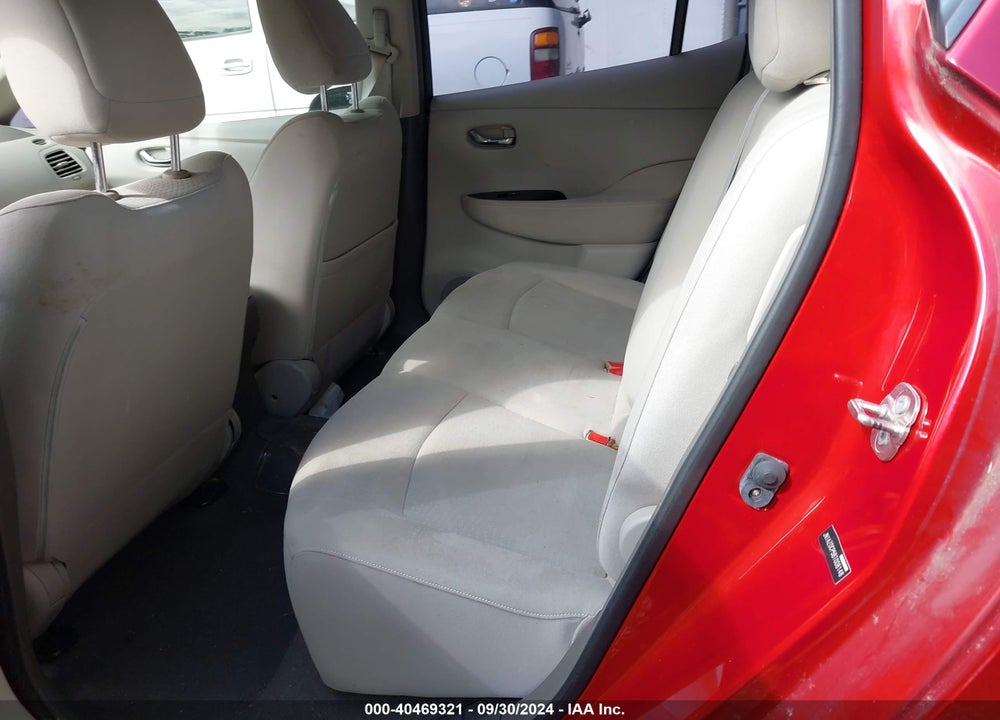 2011 NISSAN LEAF SL VIN: JN1AZ0CP5BT008148