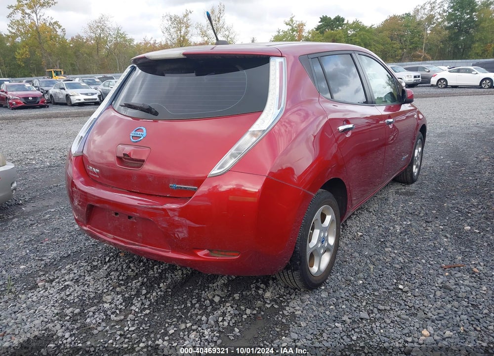 2011 NISSAN LEAF SL VIN: JN1AZ0CP5BT008148