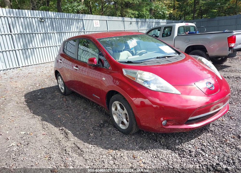 2011 NISSAN LEAF SL VIN: JN1AZ0CP5BT008148