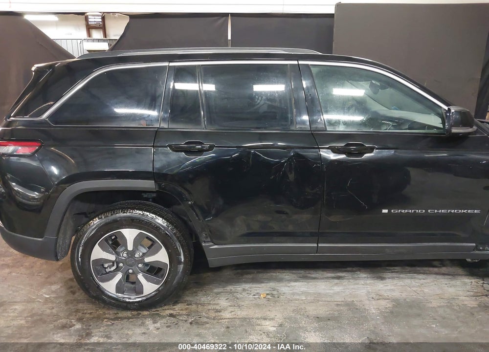2024 JEEP GRAND CHEROKEE 4XE VIN: 1C4RJYB66RC714523