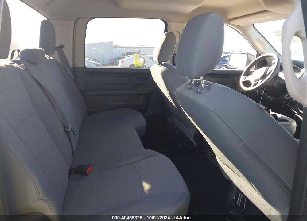 2019 RAM 1500 CLASSIC TRADESMAN 4X4 5'7 BOX VIN: 1C6RR7KM0KS726171