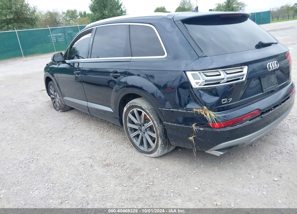2017 AUDI Q7 3.0T PREMIUM VIN: WA1LAAF70HD020526