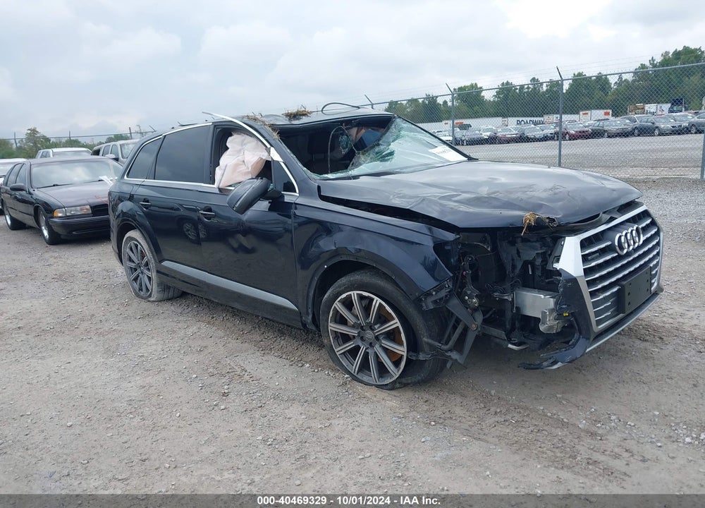 2017 AUDI Q7 3.0T PREMIUM VIN: WA1LAAF70HD020526