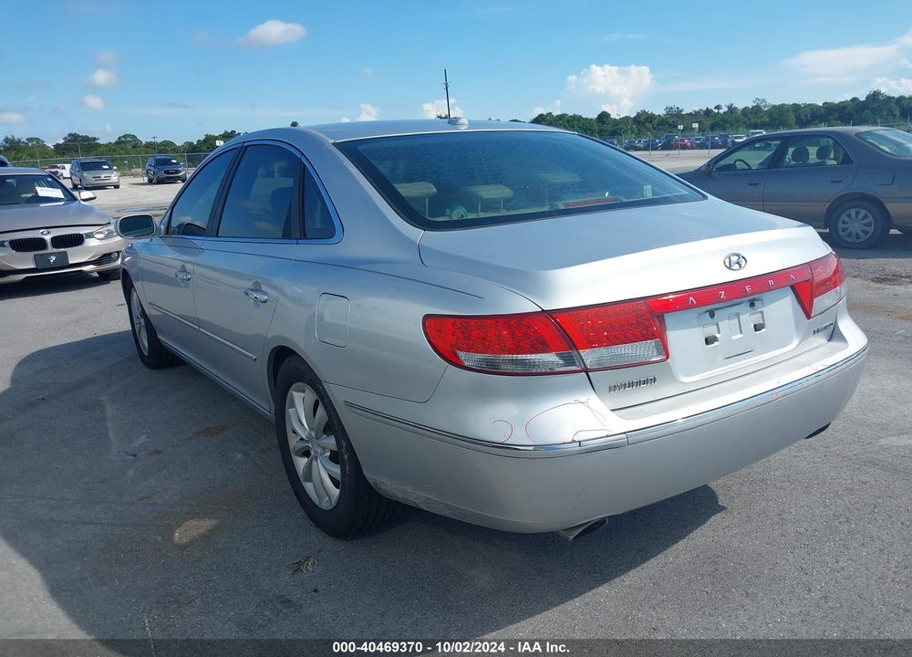 2007 HYUNDAI AZERA LIMITED/SE VIN: KMHFC46F17A224446