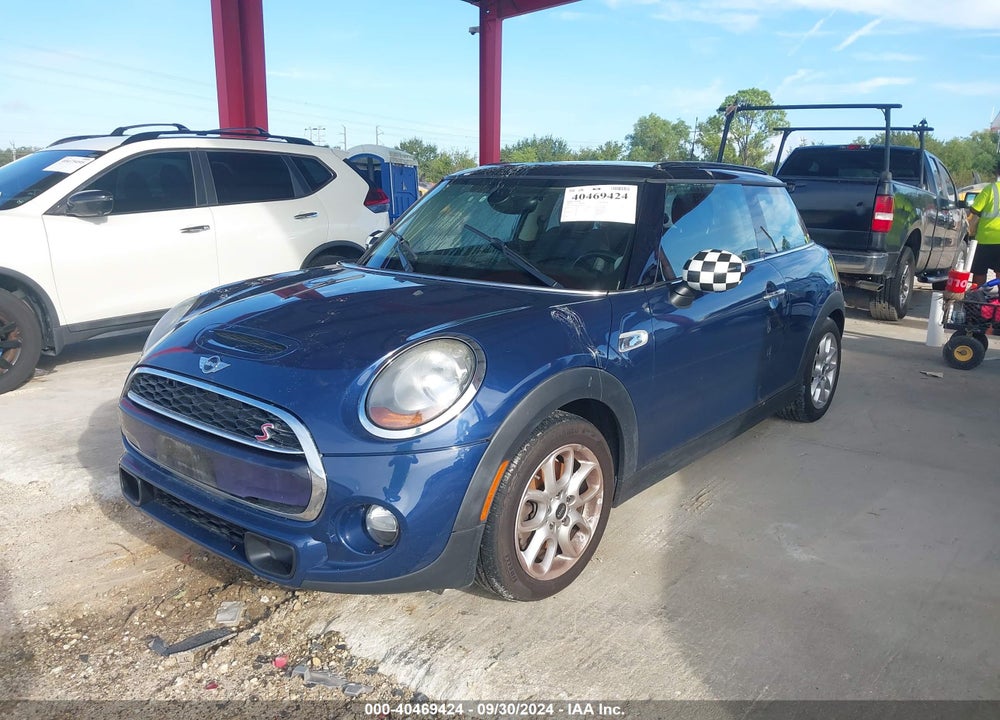 2017 MINI HARDTOP COOPER S VIN: WMWXP7C50H2A45286