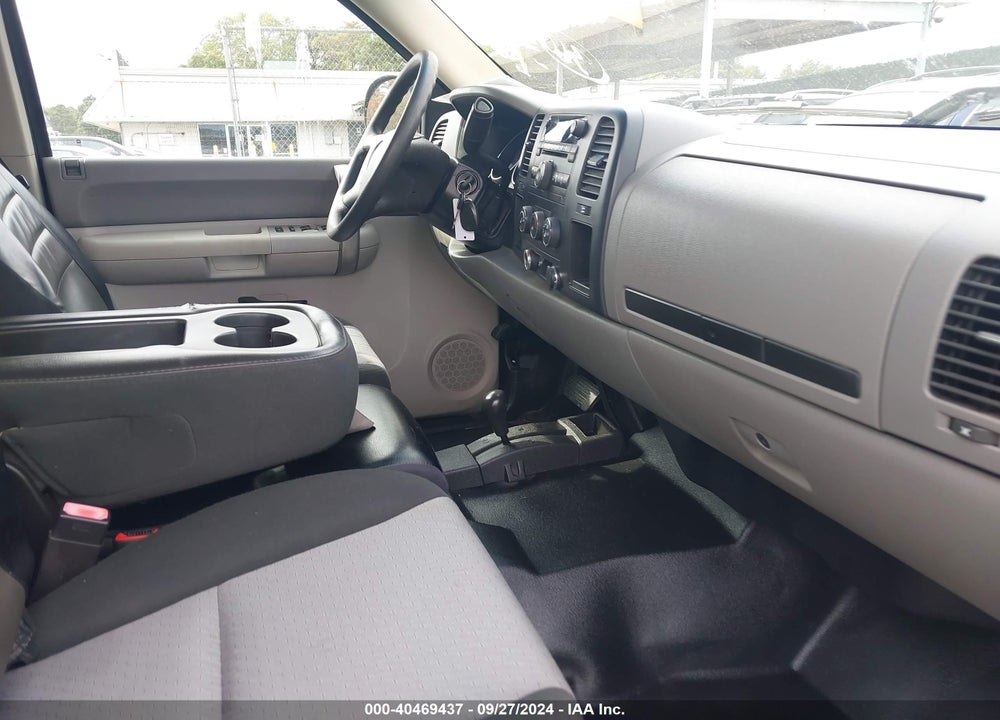 2009 CHEVROLET SILVERADO 1500 WORK TRUCK VIN: 1GCEK19J99Z102651