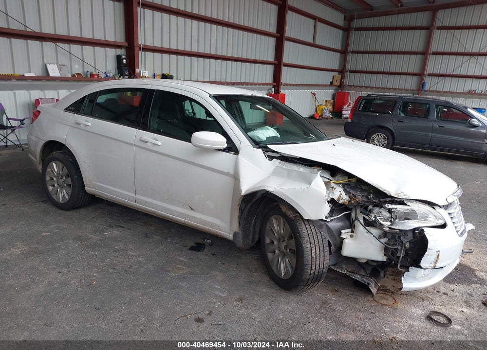 2014 CHRYSLER 200 LX VIN: 1C3CCBAB0EN195306