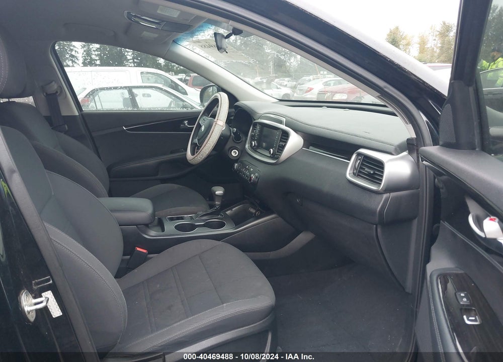 2019 KIA SORENTO 2.4L L VIN: 5XYPG4A31KG582729