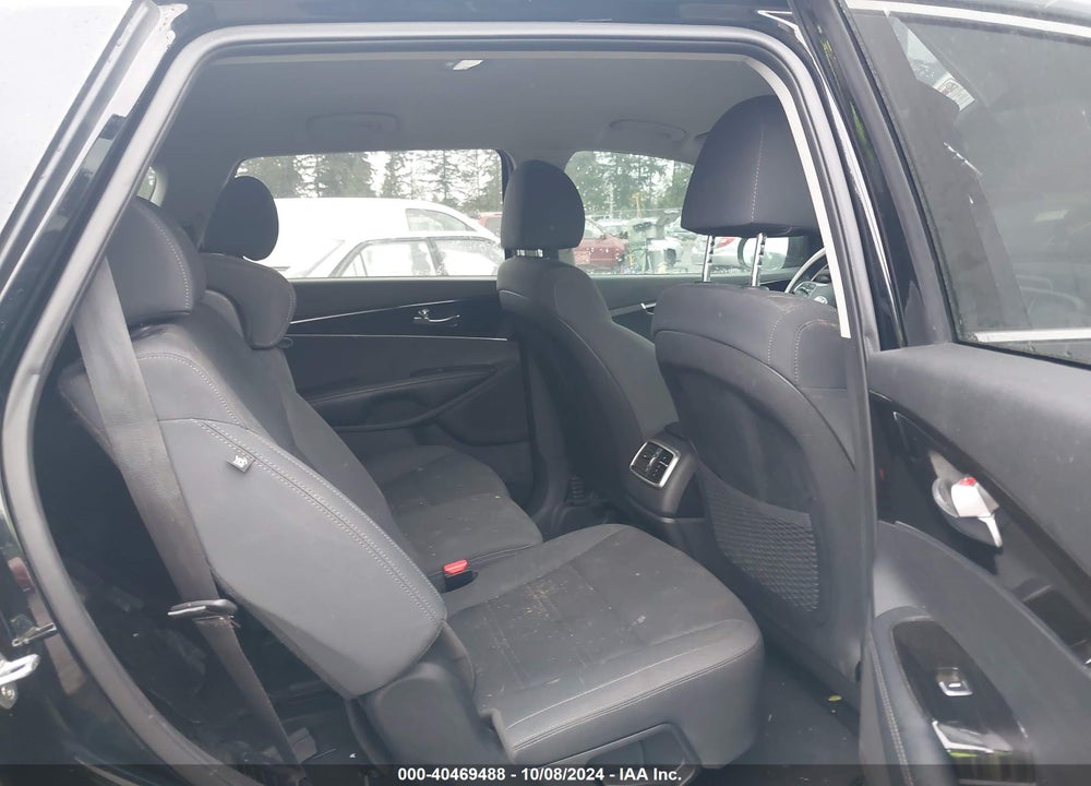 2019 KIA SORENTO 2.4L L VIN: 5XYPG4A31KG582729