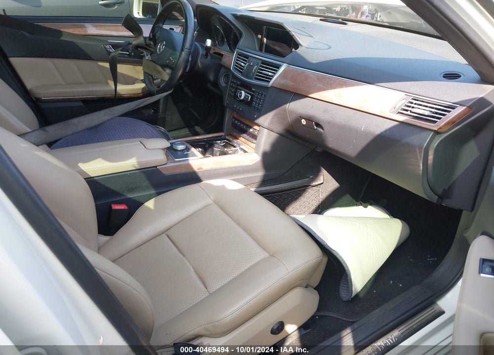 2011 MERCEDES-BENZ E 350 VIN: WDDHF5GB0BA515606
