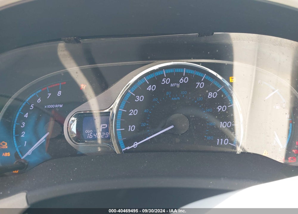 2011 TOYOTA SIENNA XLE V6 VIN: 5TDYK3DC1BS104600