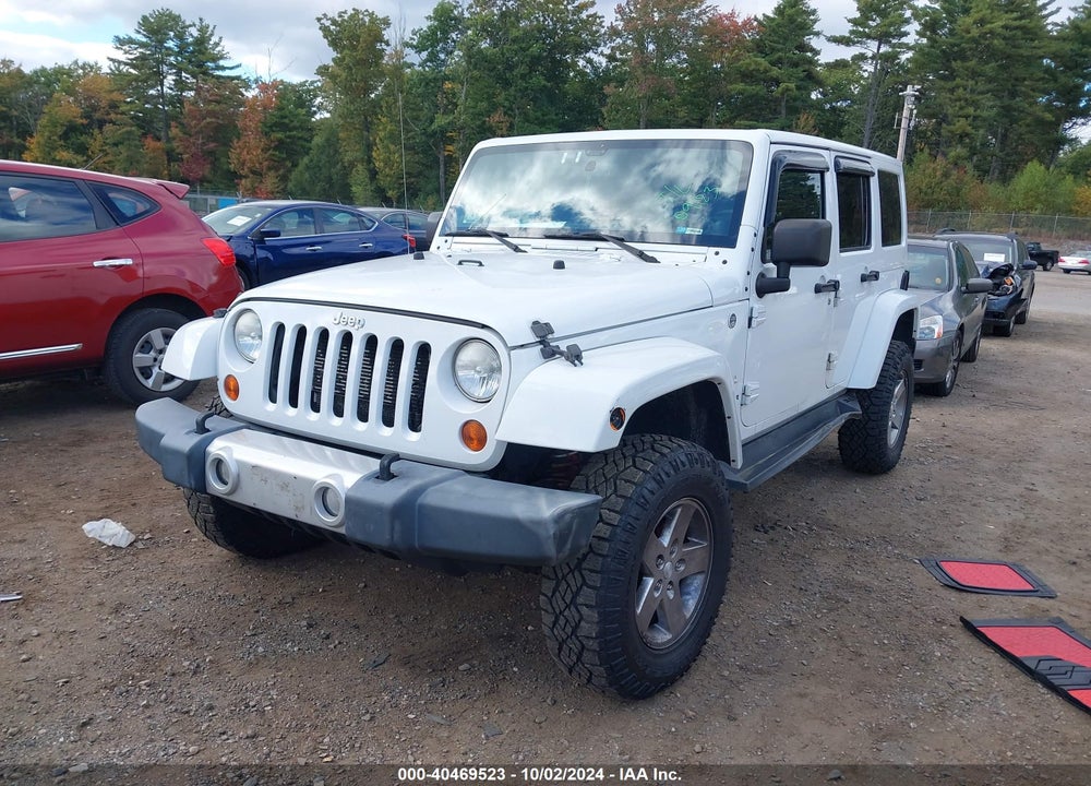2013 JEEP WRANGLER UNLIMITED SAHARA VIN: 1C4BJWEG0DL698984