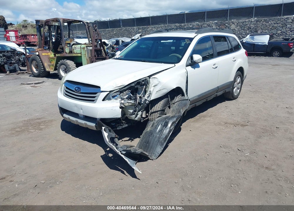 2011 SUBARU OUTBACK 2.5I LIMITED VIN: 4S4BRCKC8B3402238